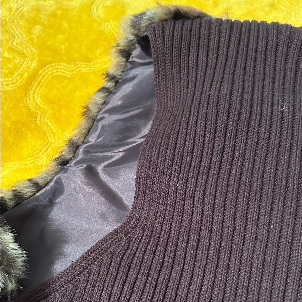 Leopard Print Faux Fur women’s vest with pockets, size medium NWT - Picture 8 of 9